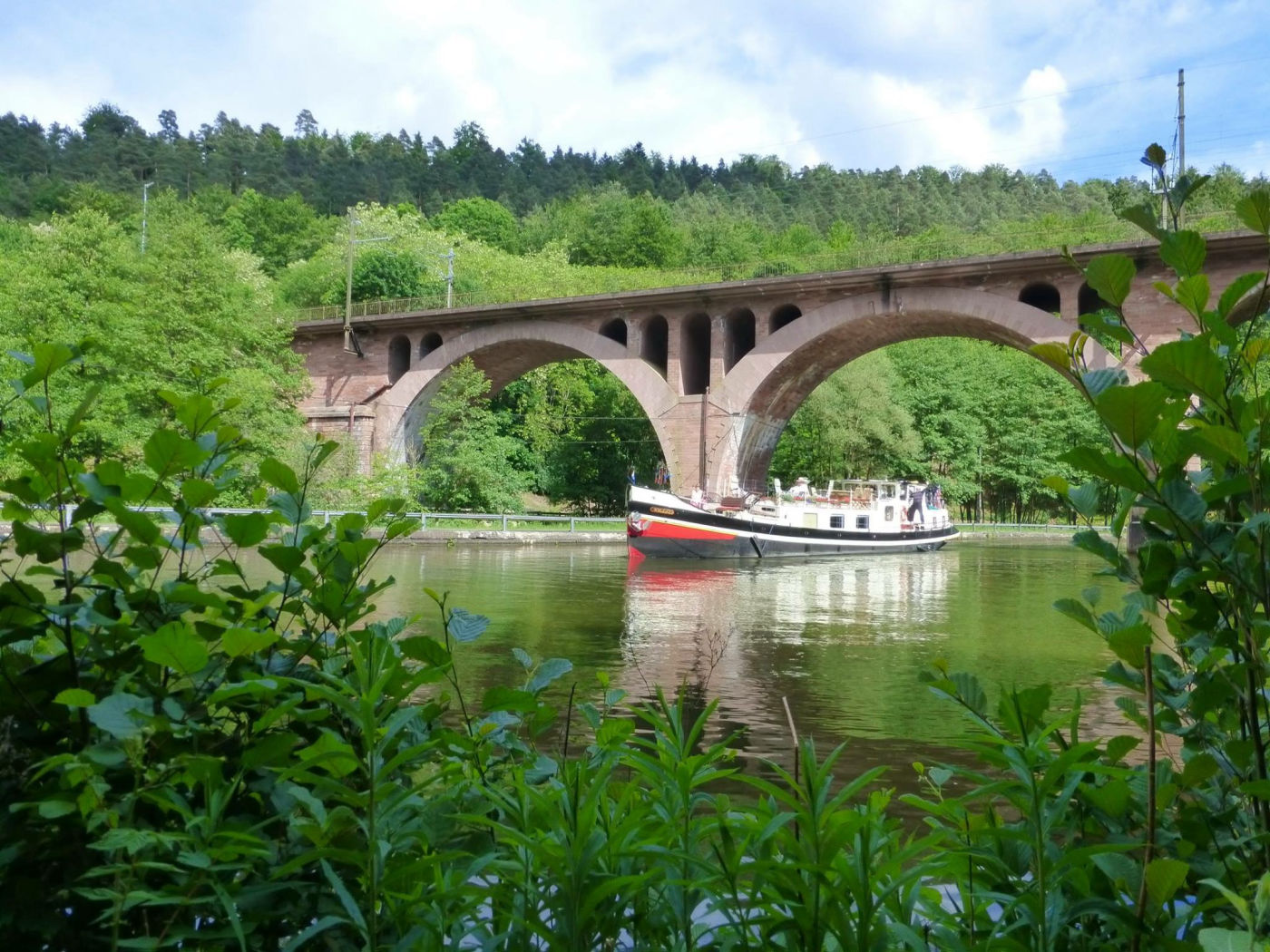 Hotel Barge Nilaya cruises Alsace Lorraine. This region offers the finest Barge cruising region in France
